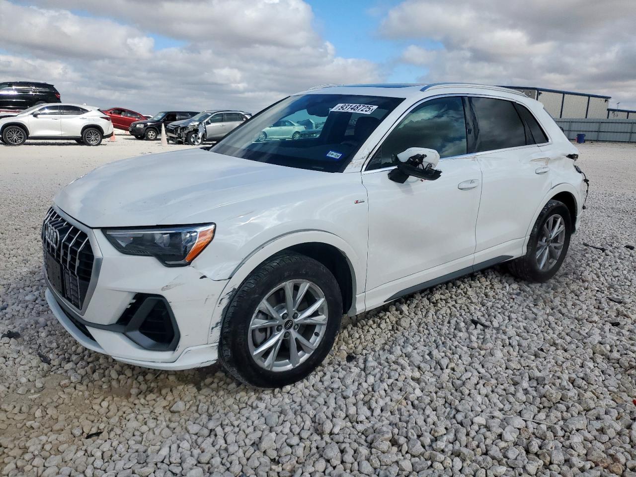 AUDI Q3 PREMIUM 2021