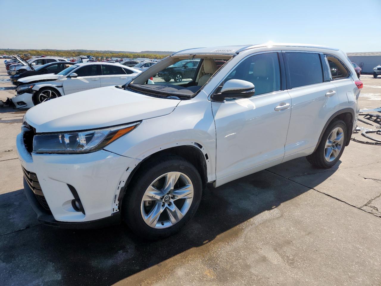 TOYOTA HIGHLANDER 2018