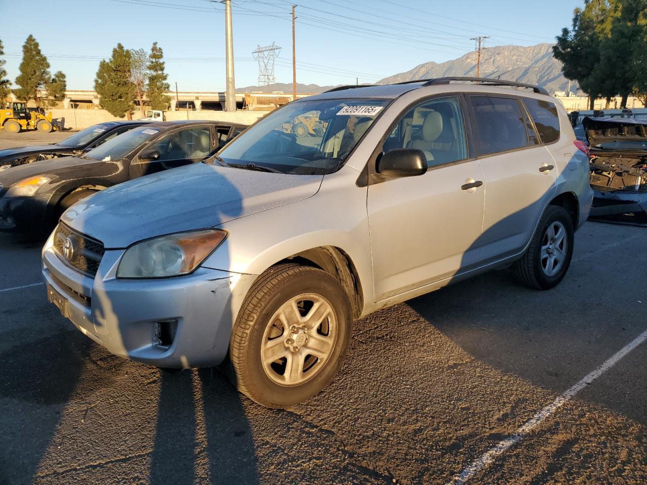 TOYOTA RAV4 2012