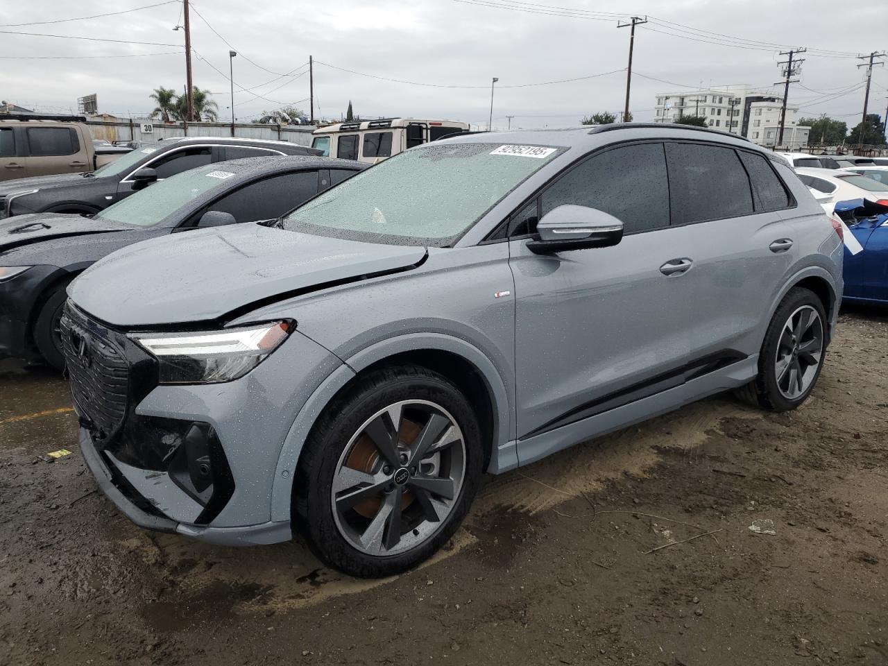 AUDI Q4 E-TRON 2024