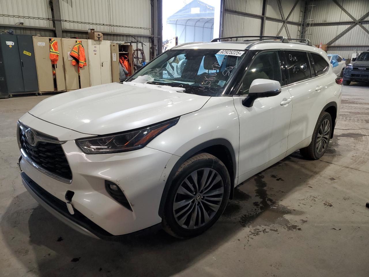 TOYOTA HIGHLANDER 2020