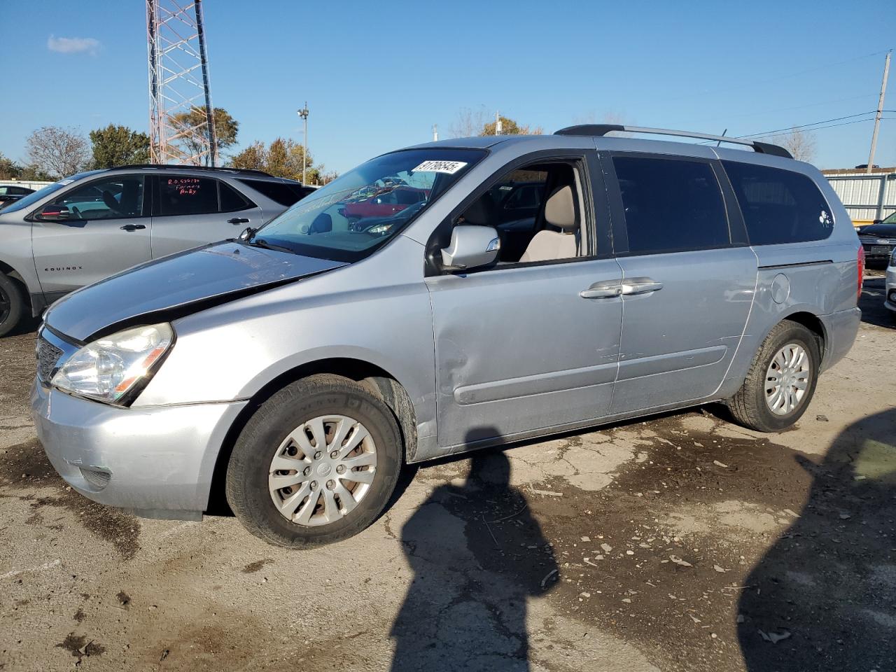KIA SEDONA 2011