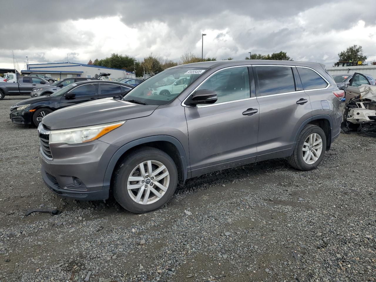 TOYOTA HIGHLANDER 2016
