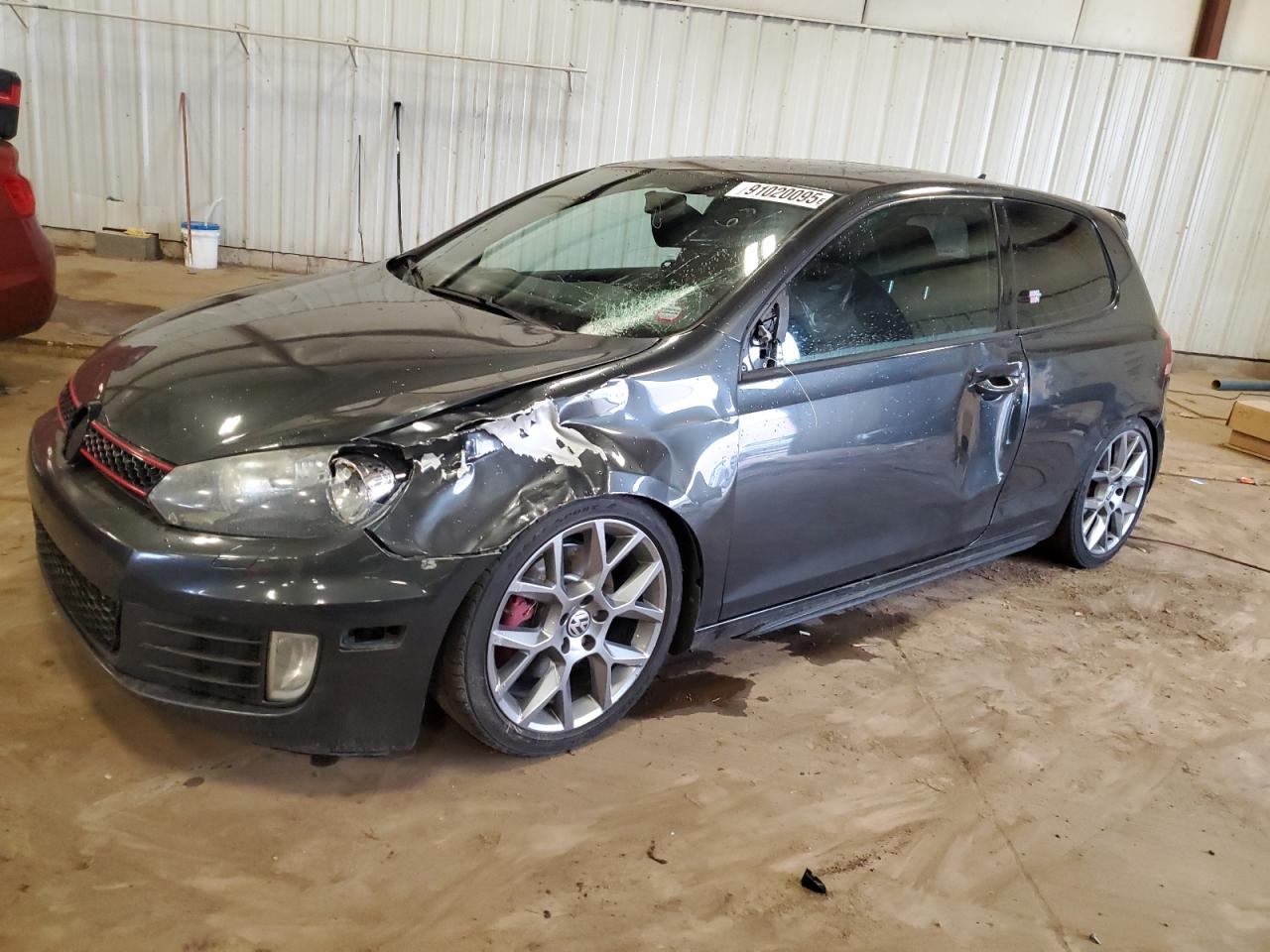VOLKSWAGEN GTI 2013