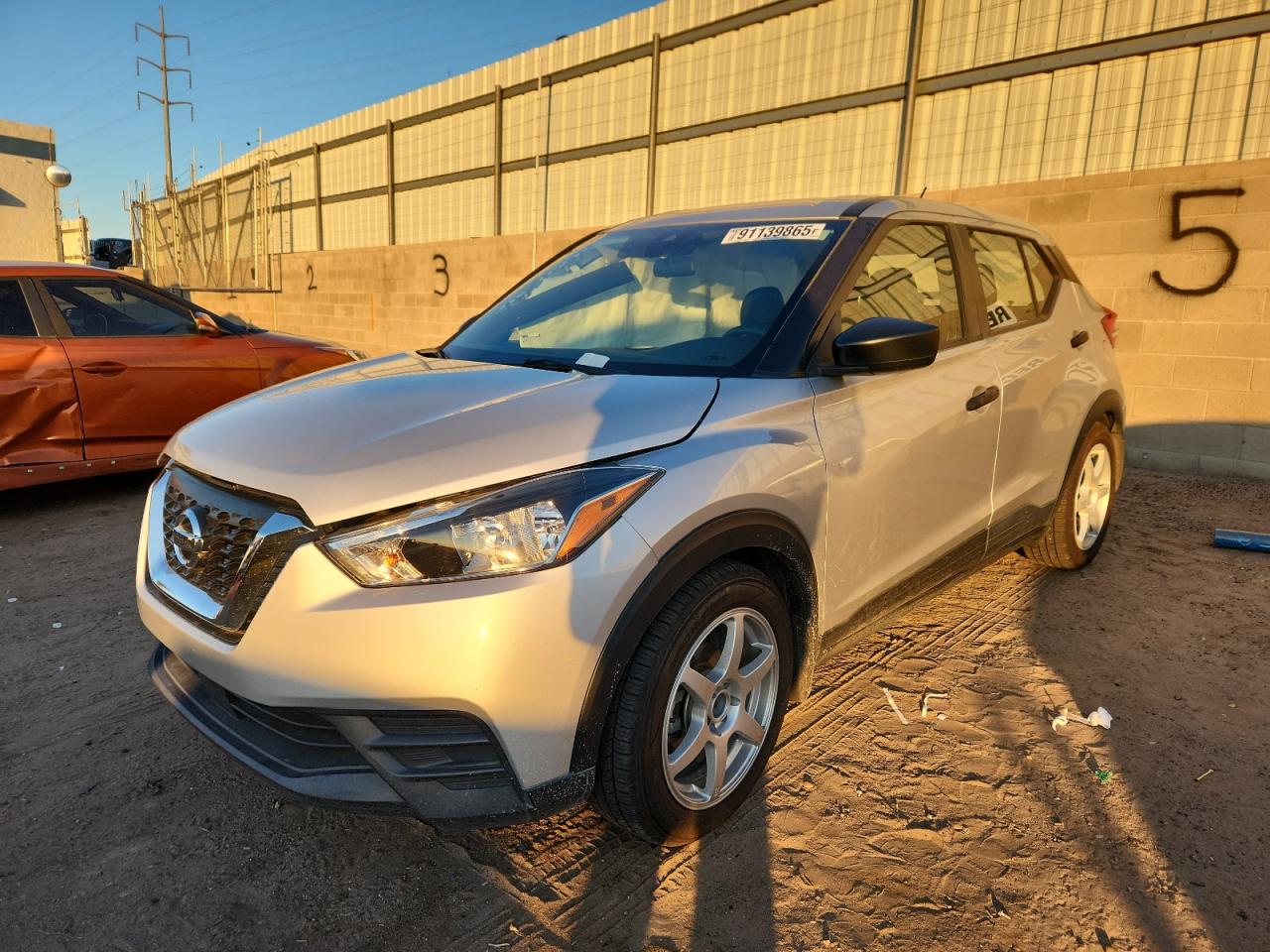 NISSAN KICKS S 2020