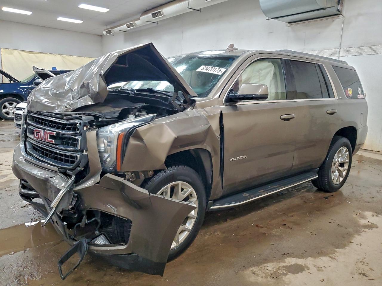 GMC YUKON SLT 2016
