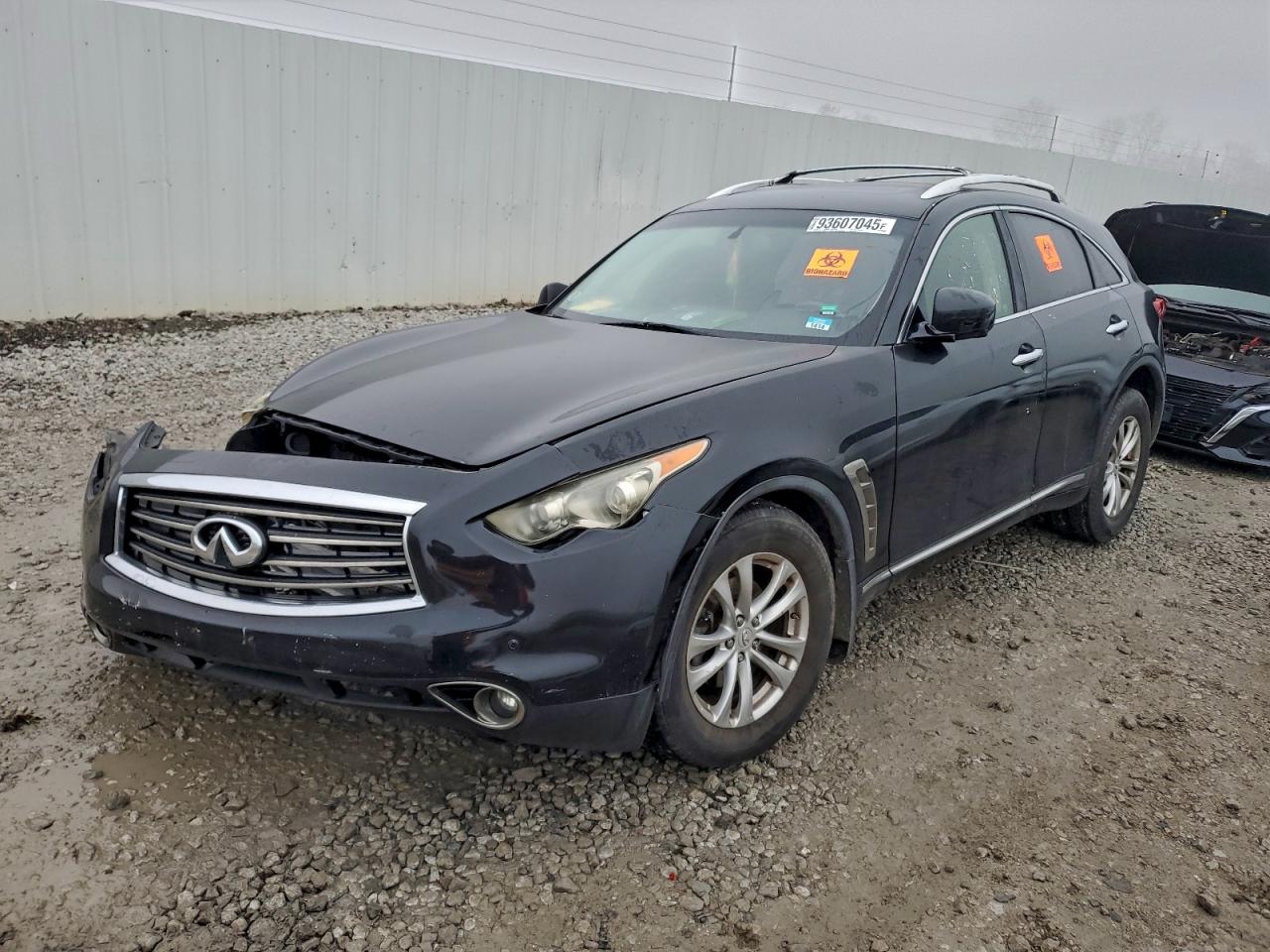 INFINITI FX35 2012