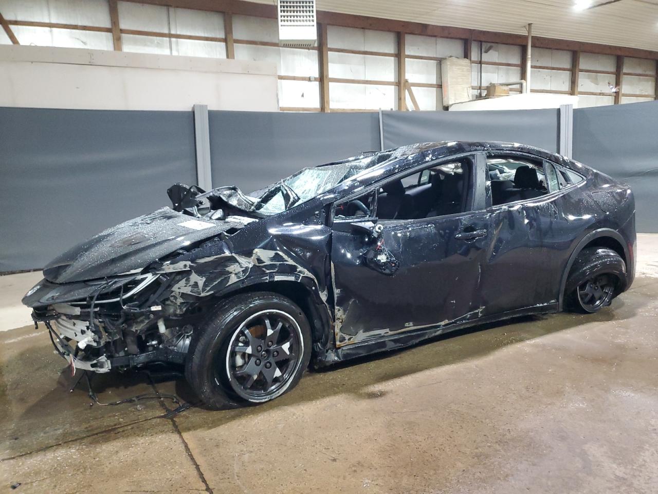TOYOTA PRIUS LE 2025