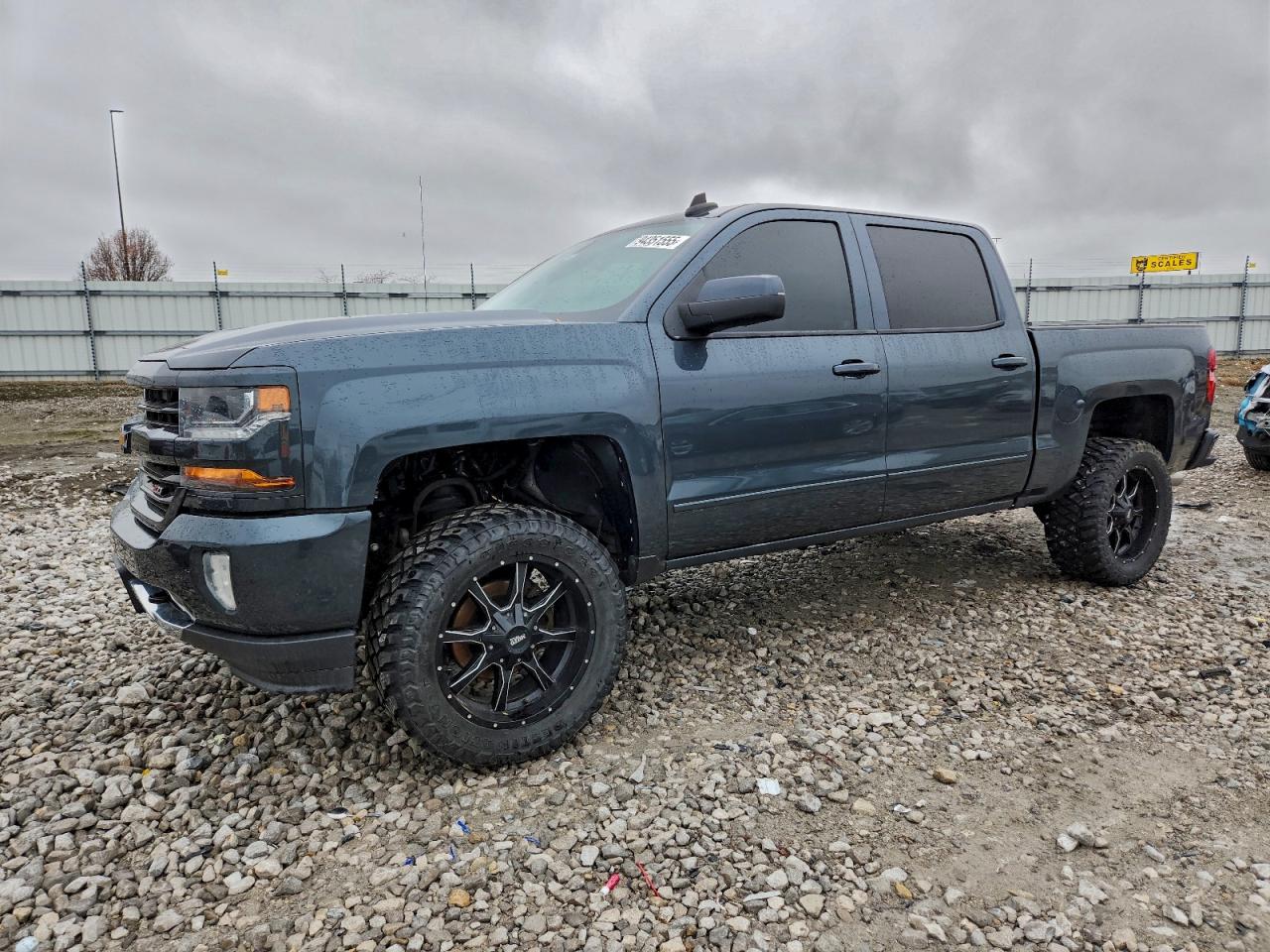 CHEVROLET SILVERADO 2017