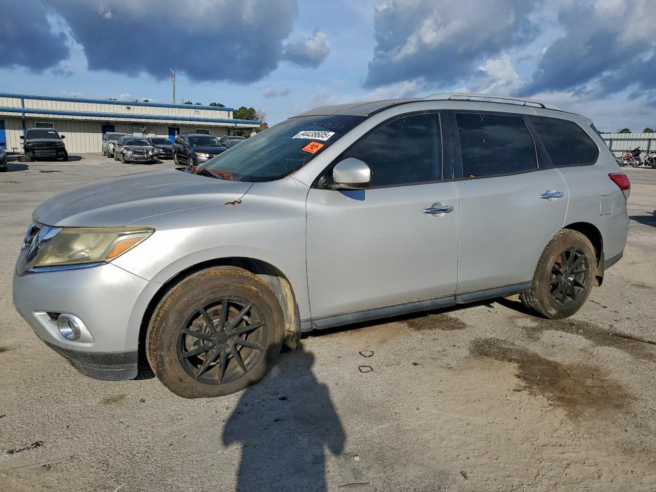 NISSAN PATHFINDER 2015