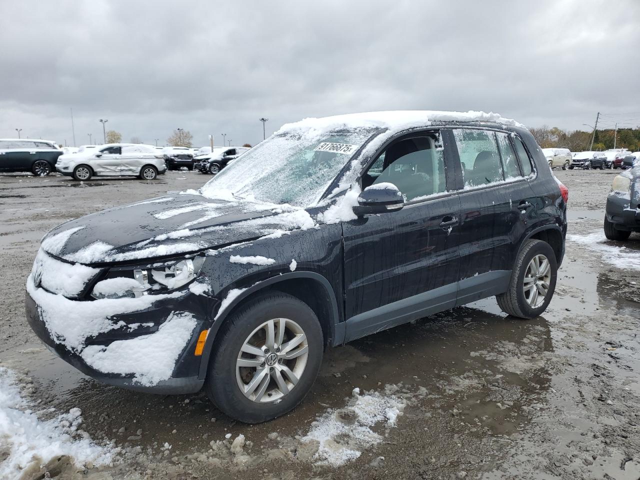 VOLKSWAGEN TIGUAN S 2014