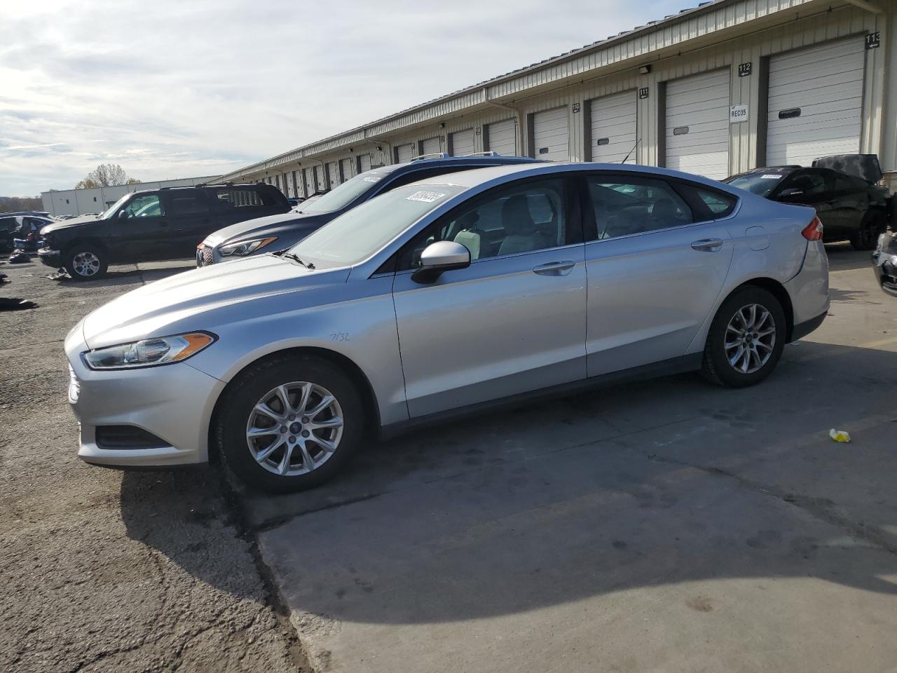 FORD FUSION S 2015