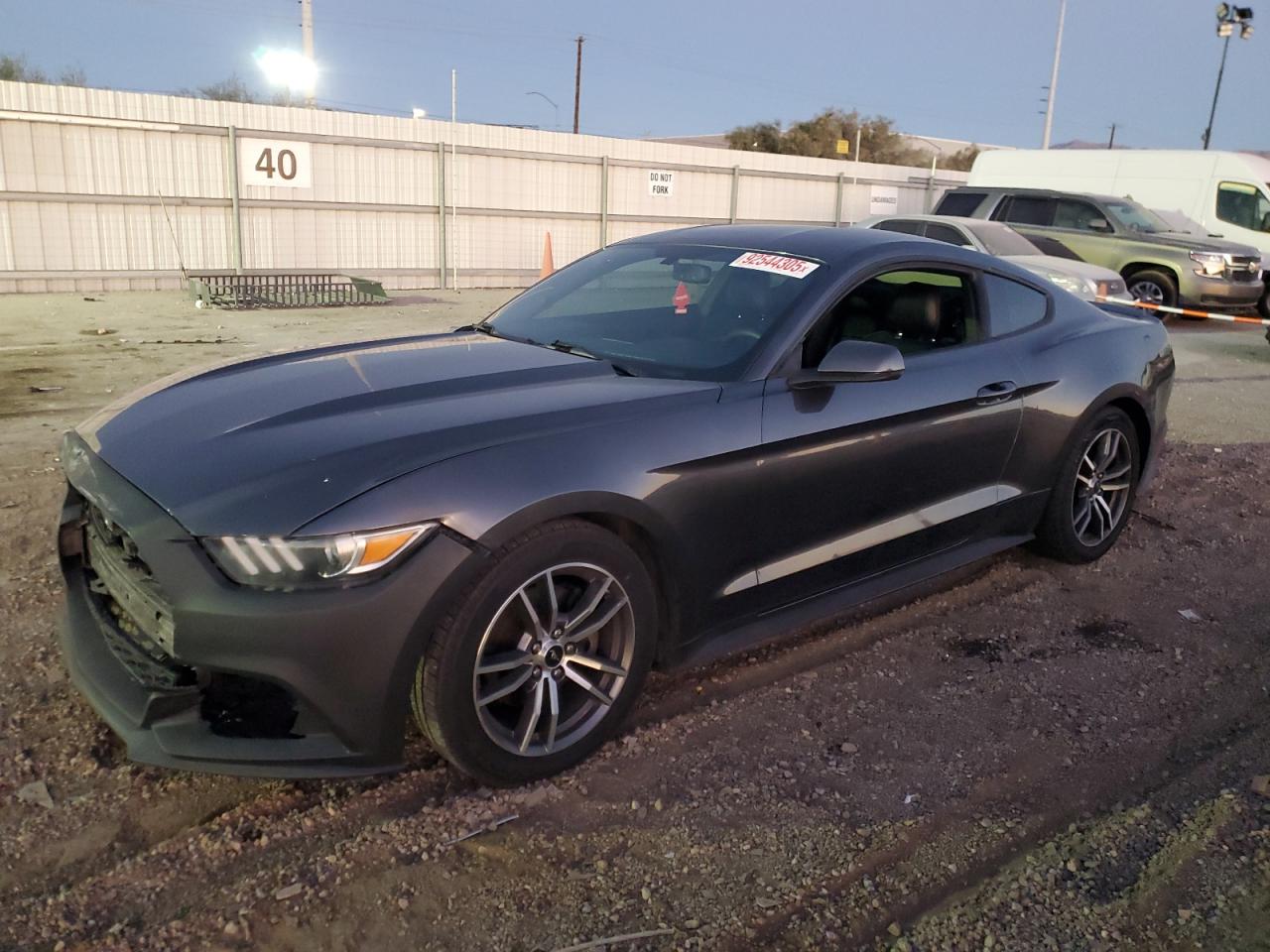 FORD MUSTANG 2017