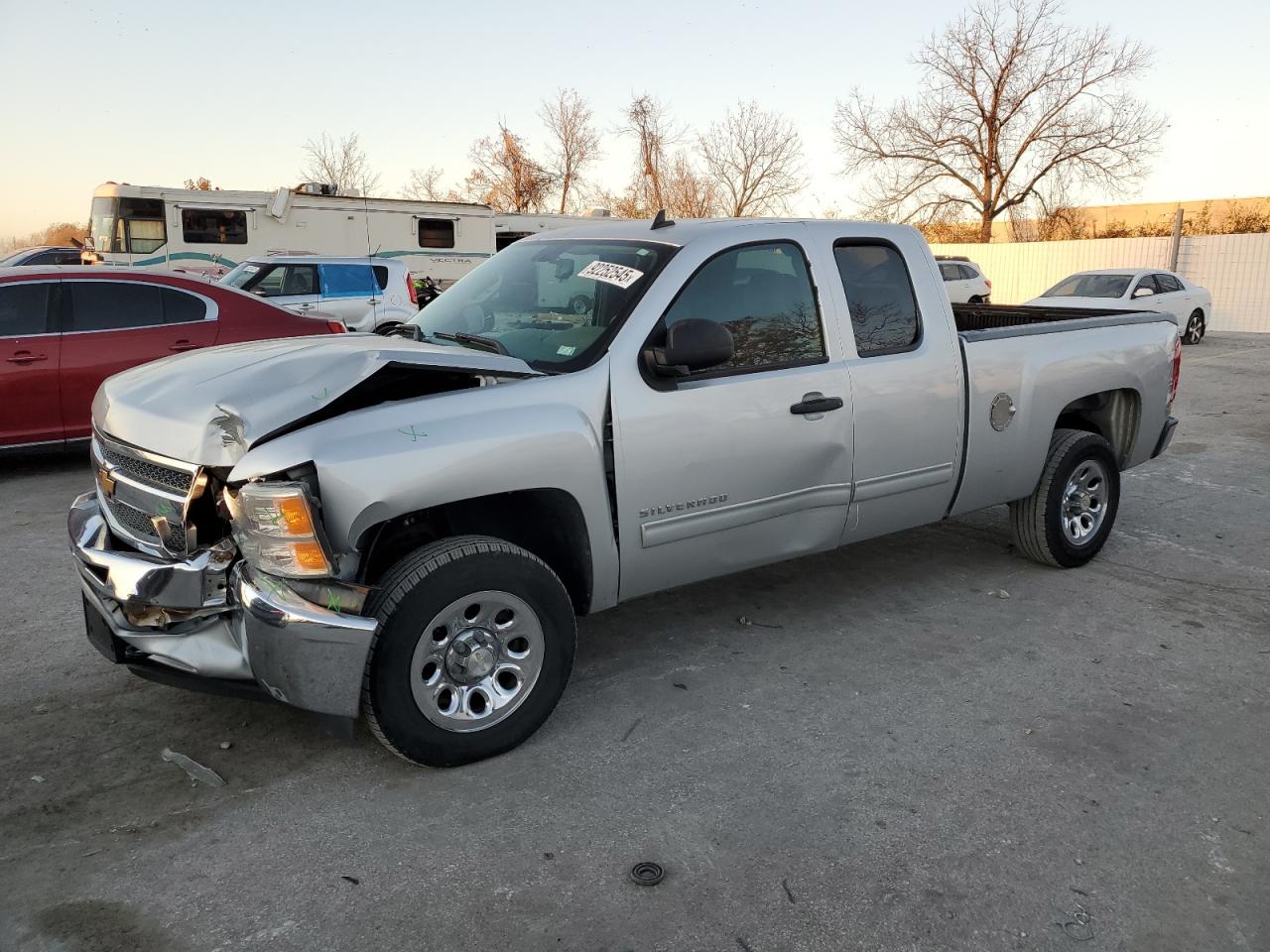 CHEVROLET 1500 2013