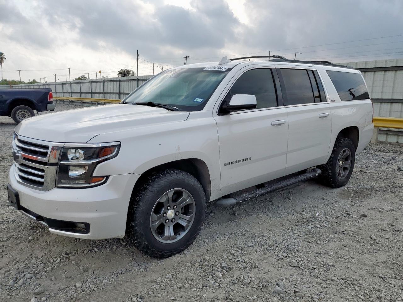 CHEVROLET SUBURBAN K 2017