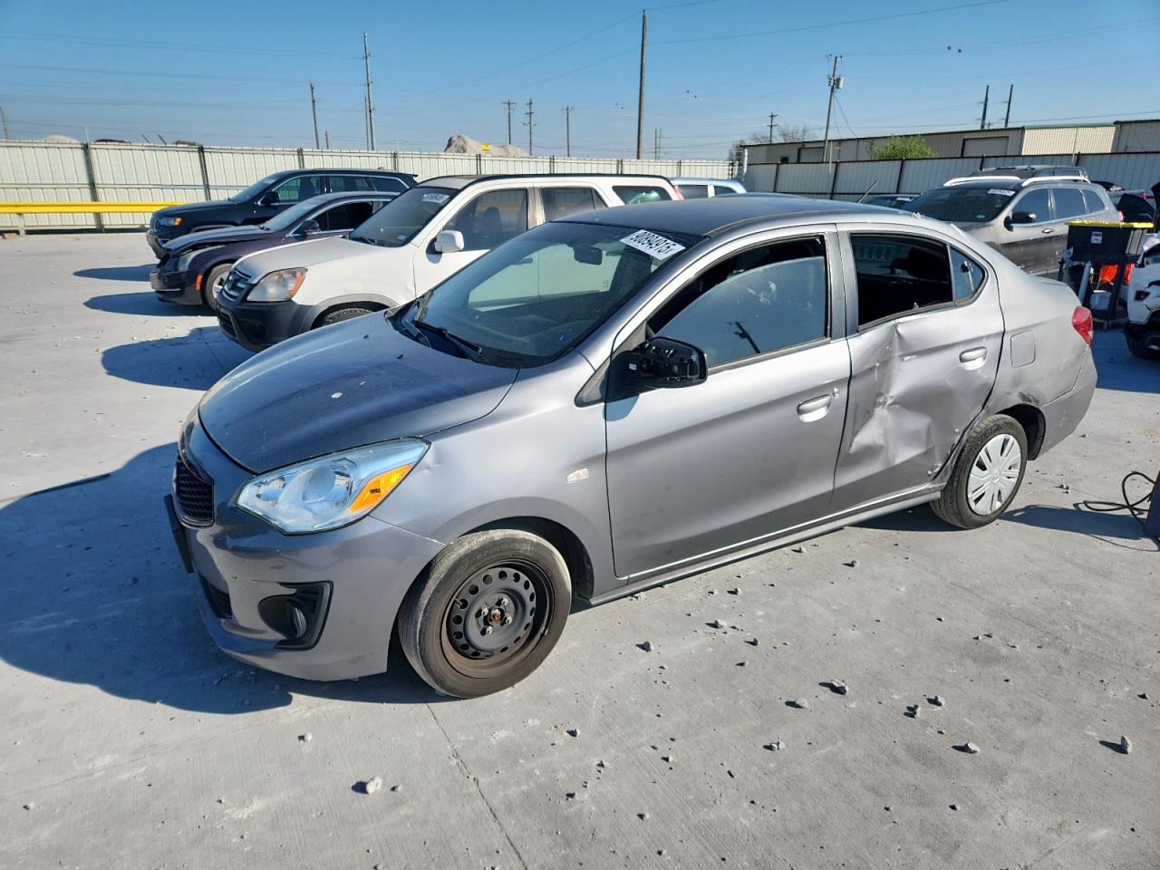 MITSUBISHI MIRAGE G4 2020