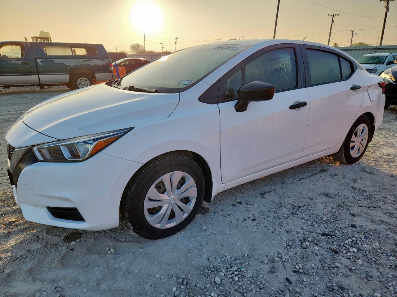 NISSAN VERSA S 2021