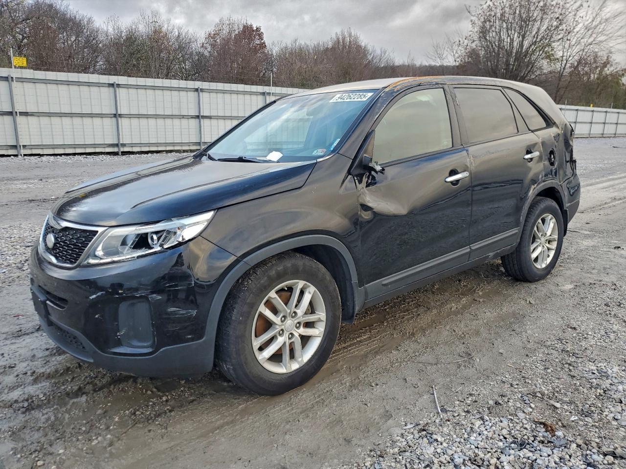 KIA SORENTO LX 2014