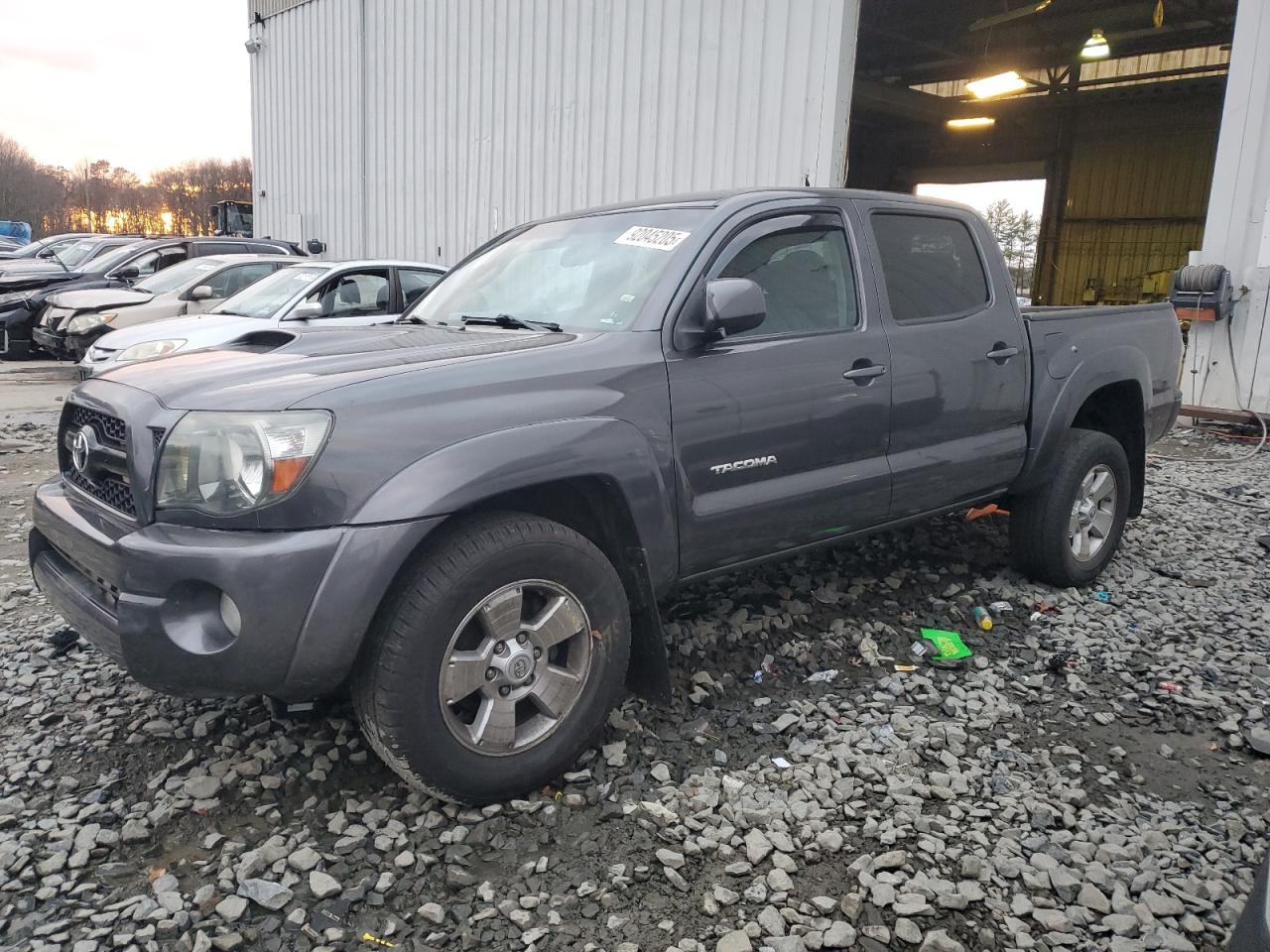 TOYOTA TACOMA 2011