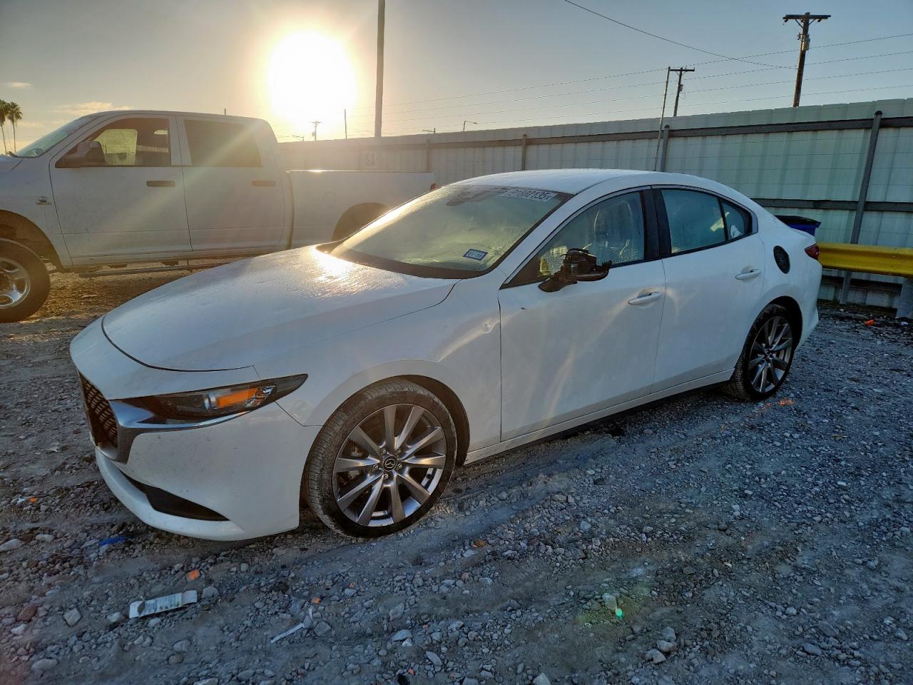 MAZDA 3 2021