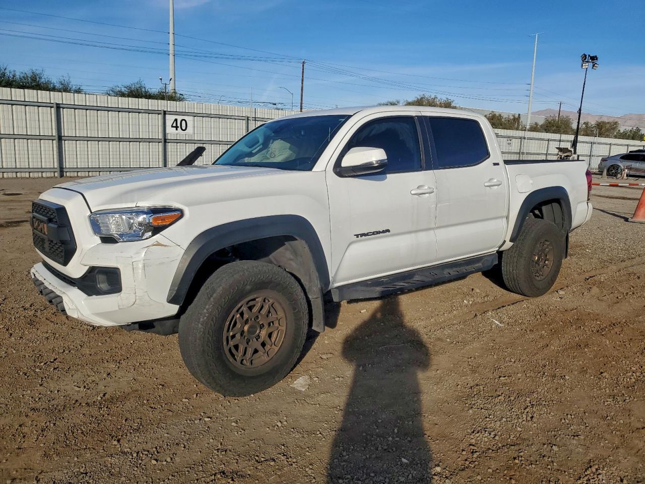 TOYOTA TACOMA DOU 2023