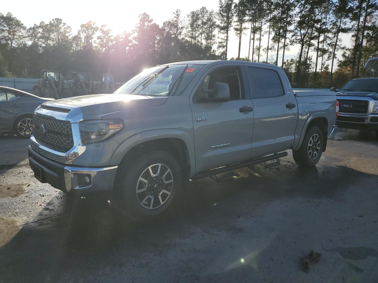 TOYOTA TUNDRA CRE 2019