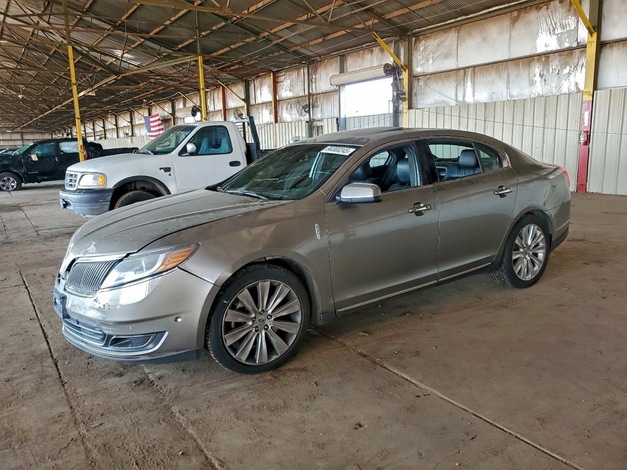 LINCOLN MKS 2015