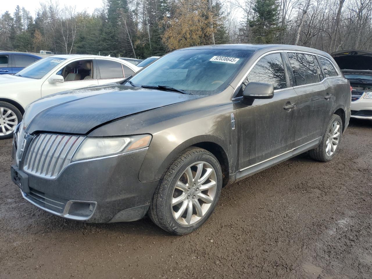 LINCOLN MKT 2011