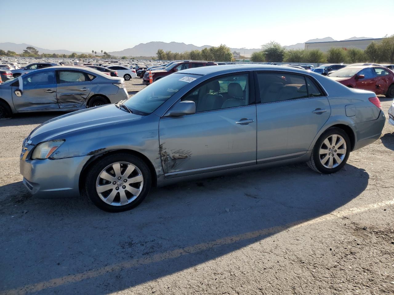 TOYOTA AVALON XL 2006