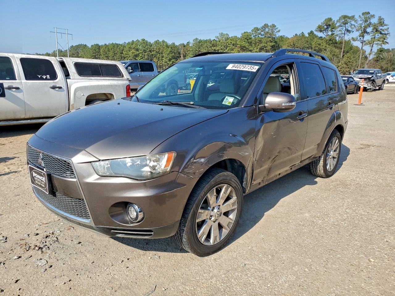MITSUBISHI OUTLANDER 2011