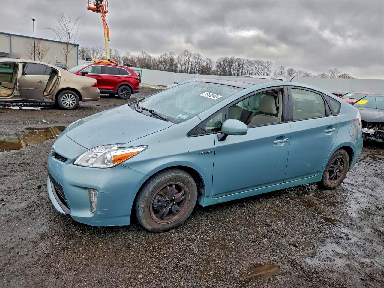TOYOTA PRIUS 2015