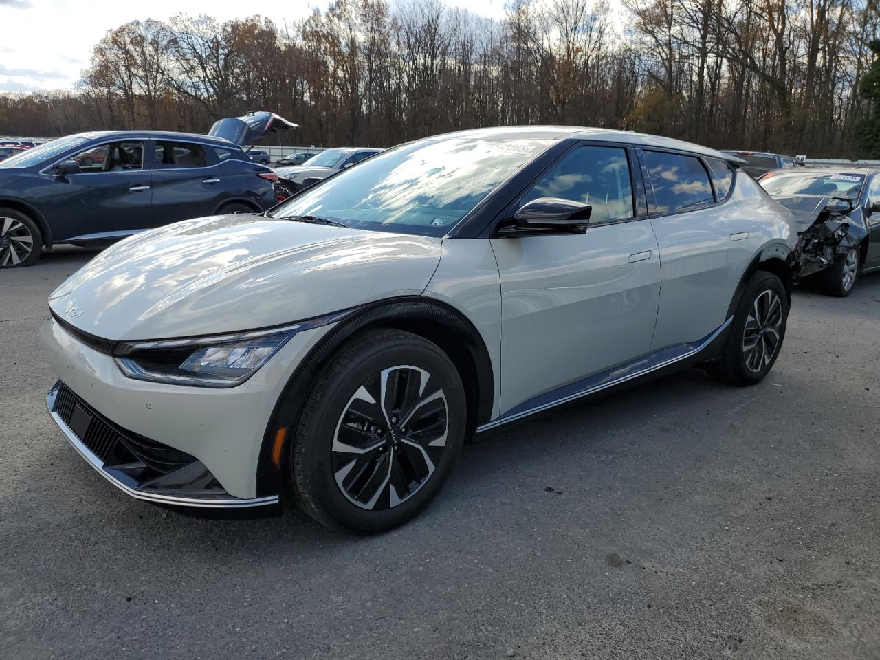 KIA EV6 LIGHT 2022
