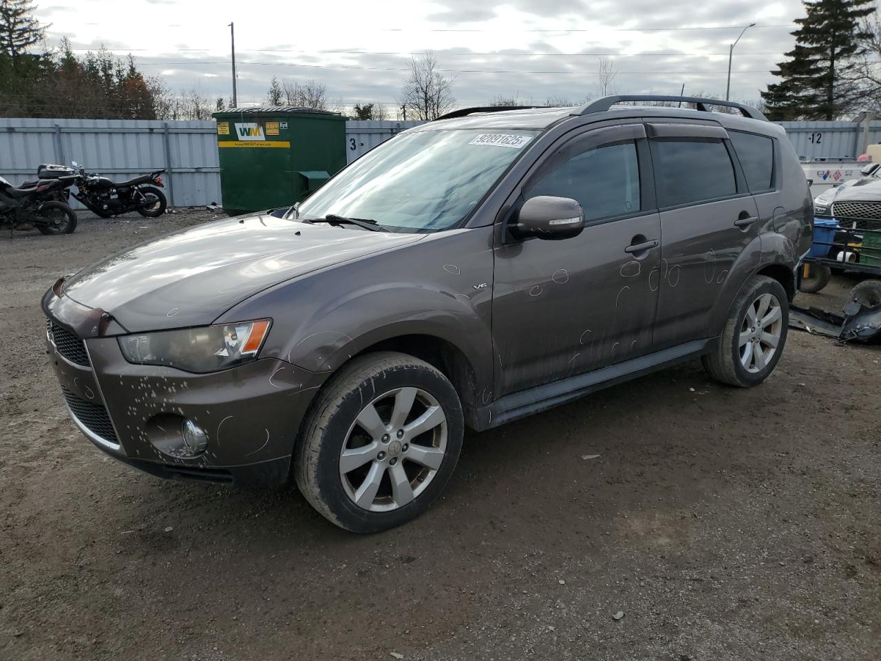 MITSUBISHI OUTLANDER 2012