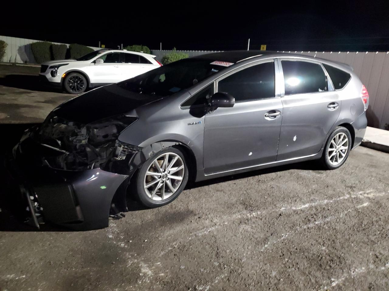 TOYOTA PRIUS V 2016