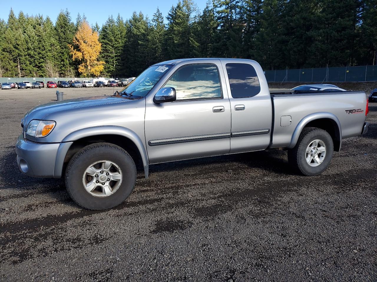 TOYOTA TUNDRA ACC 2006