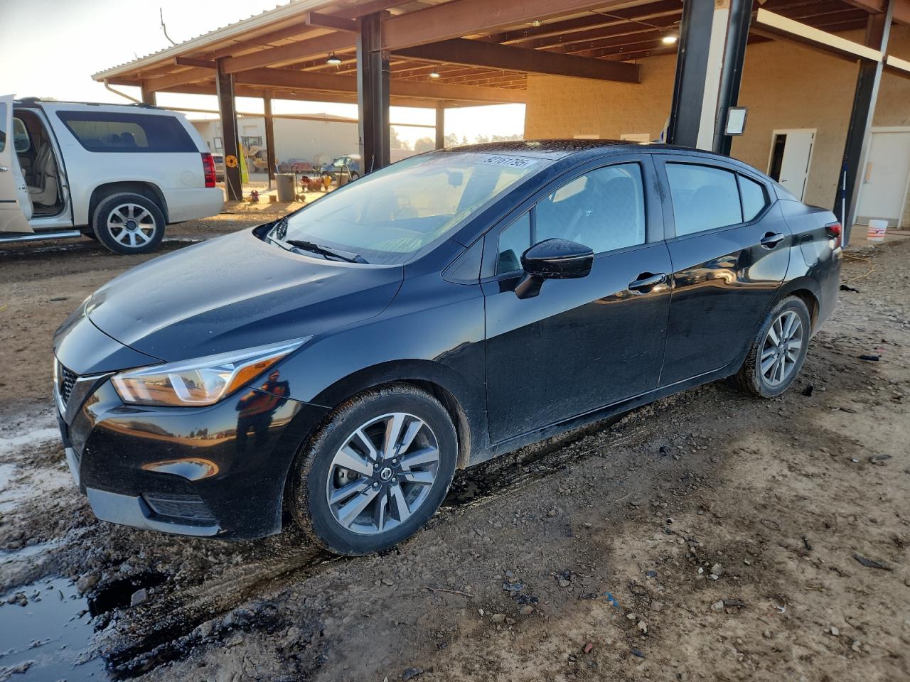 NISSAN VERSA 2021