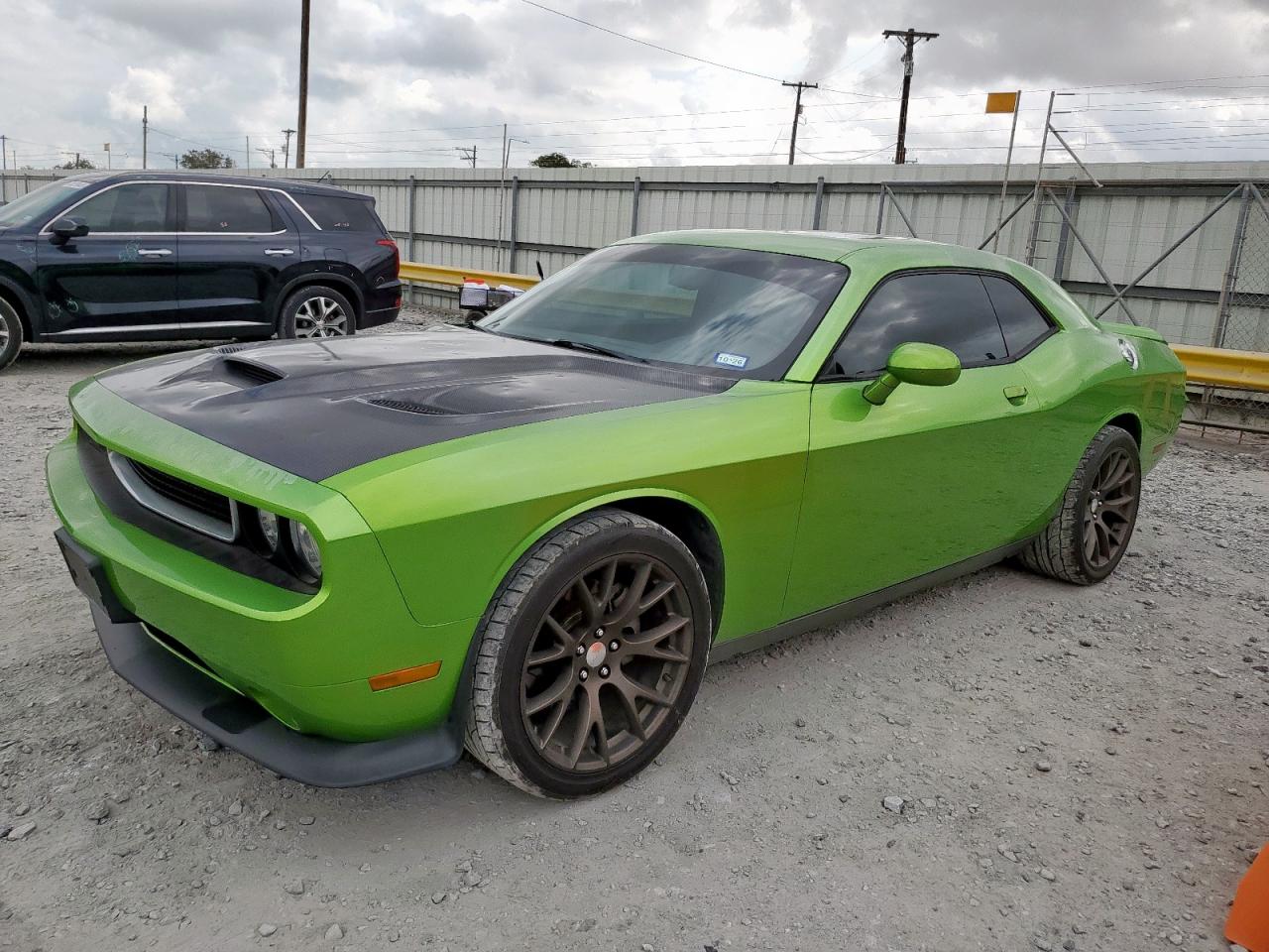 DODGE CHALLENGER 2011