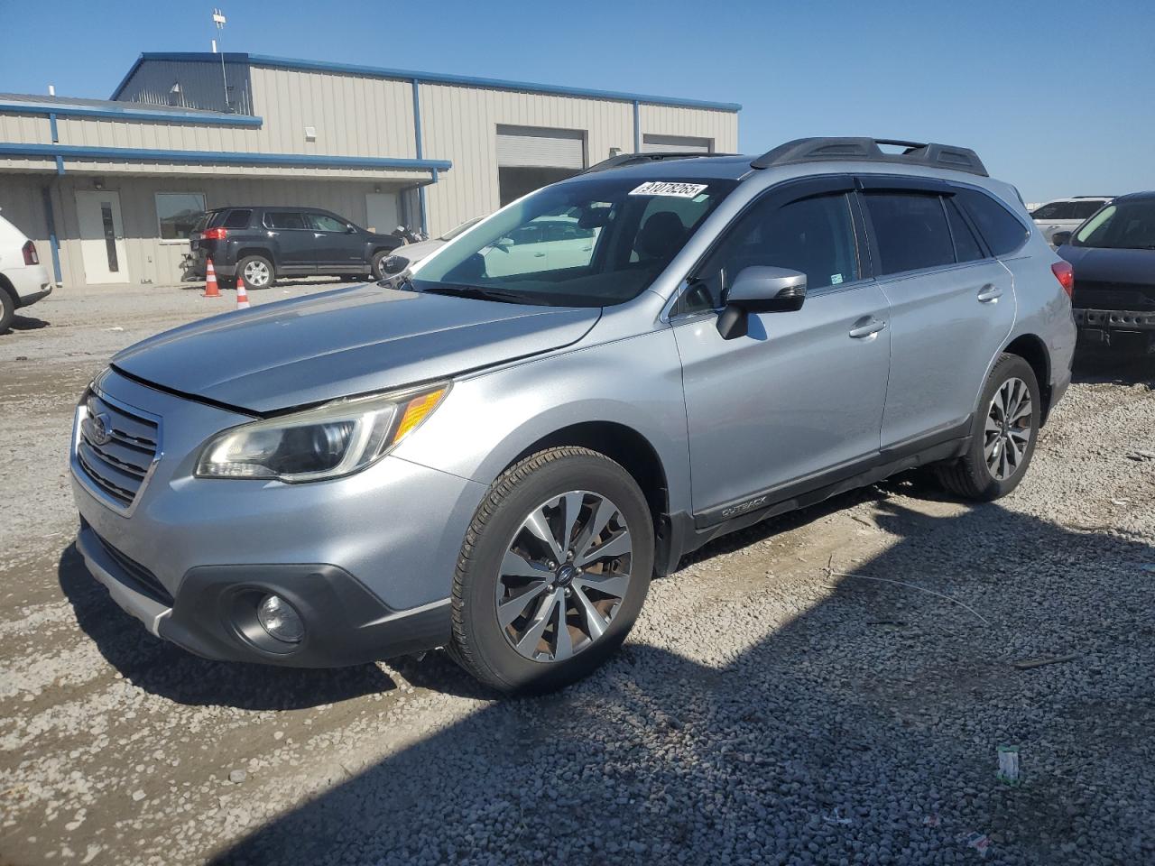 SUBARU OUTBACK 2. 2015