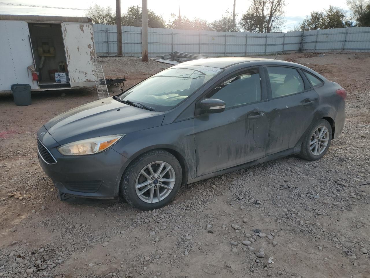 FORD FOCUS SE 2017