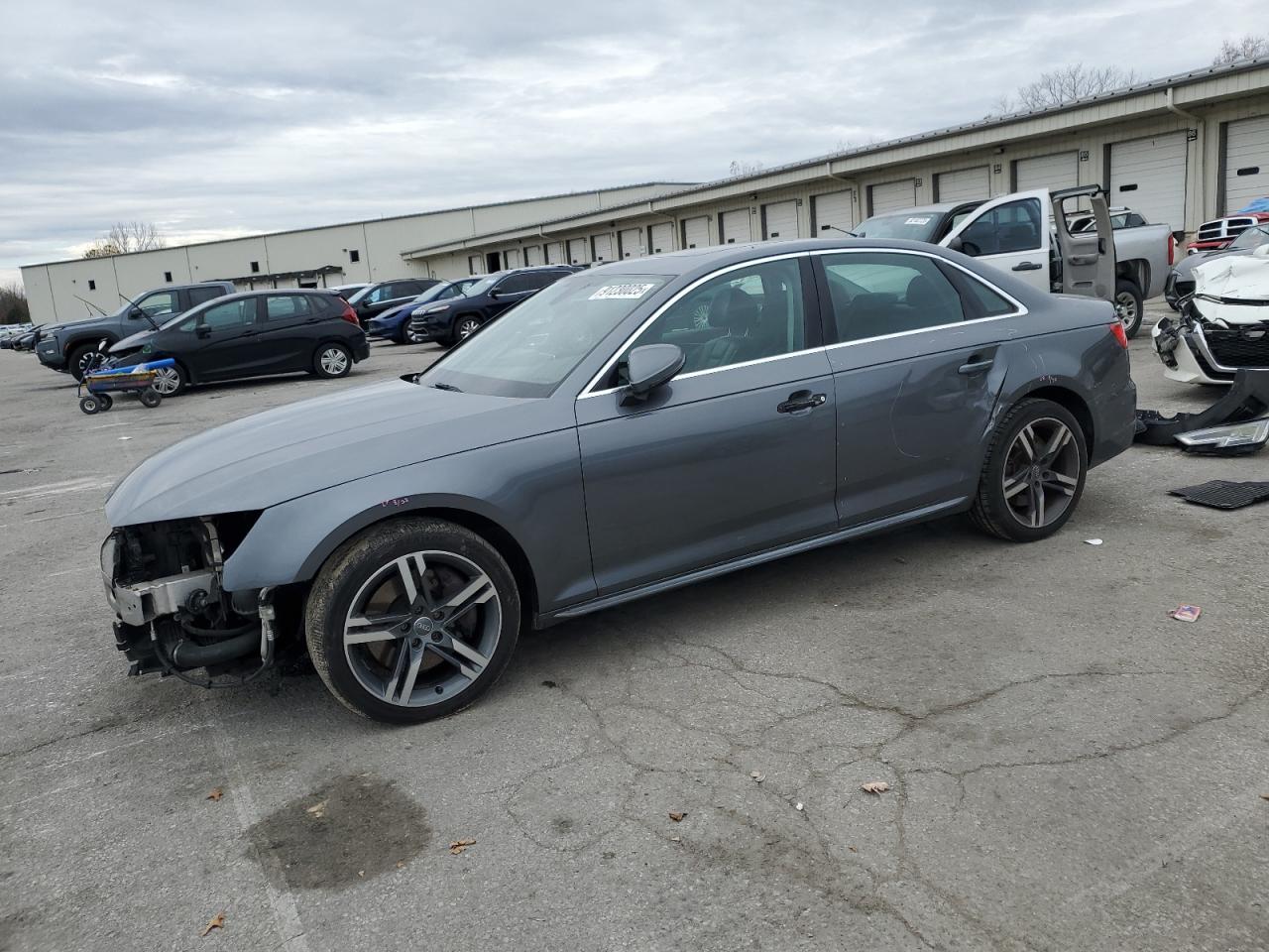 AUDI A4 2017
