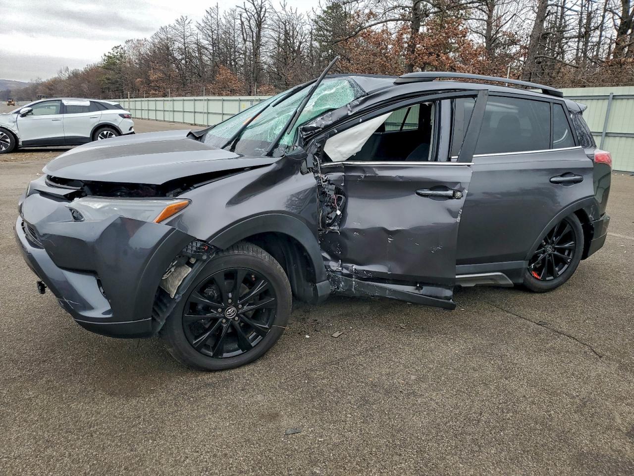 TOYOTA RAV4 ADVEN 2018