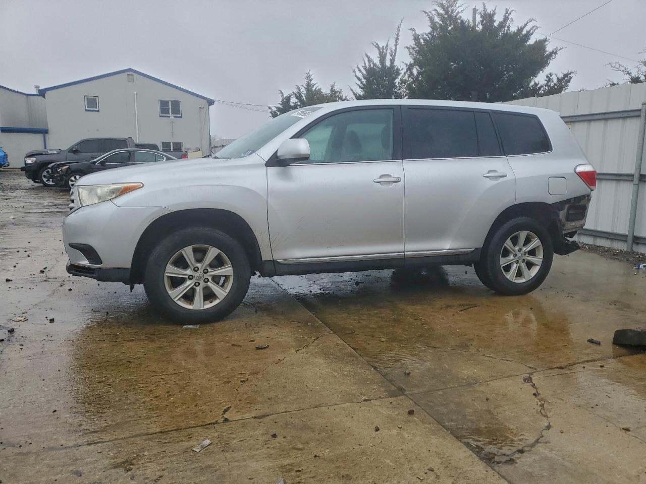 TOYOTA HIGHLANDER 2013