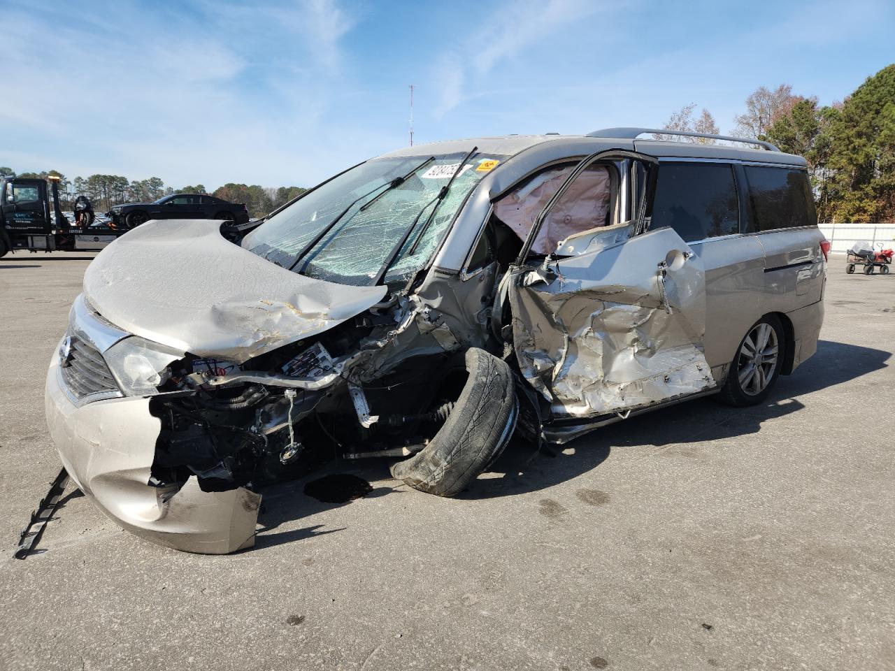 NISSAN QUEST 2012