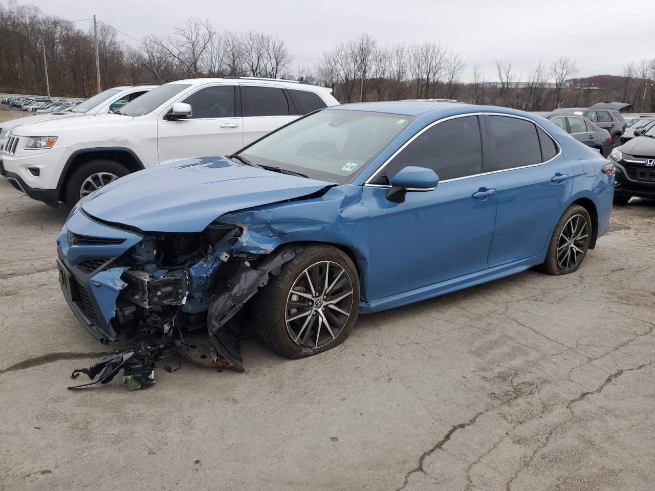 TOYOTA CAMRY SE N 2023