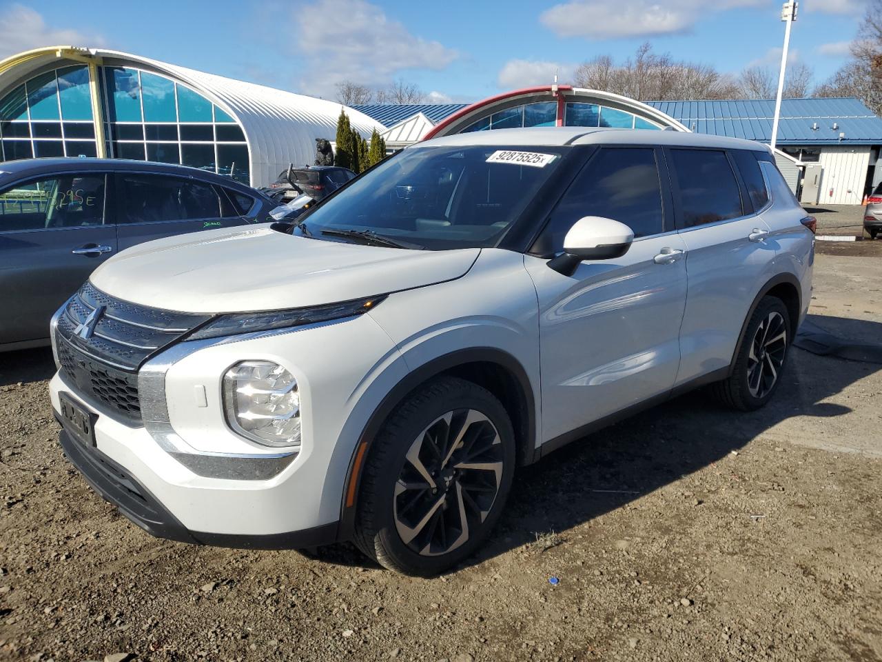 MITSUBISHI OUTLANDER 2022
