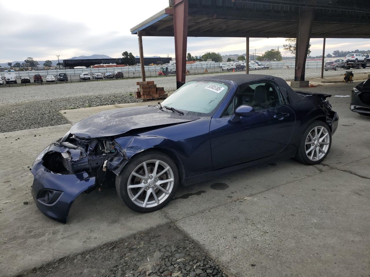 MAZDA MX-5 MIATA 2011