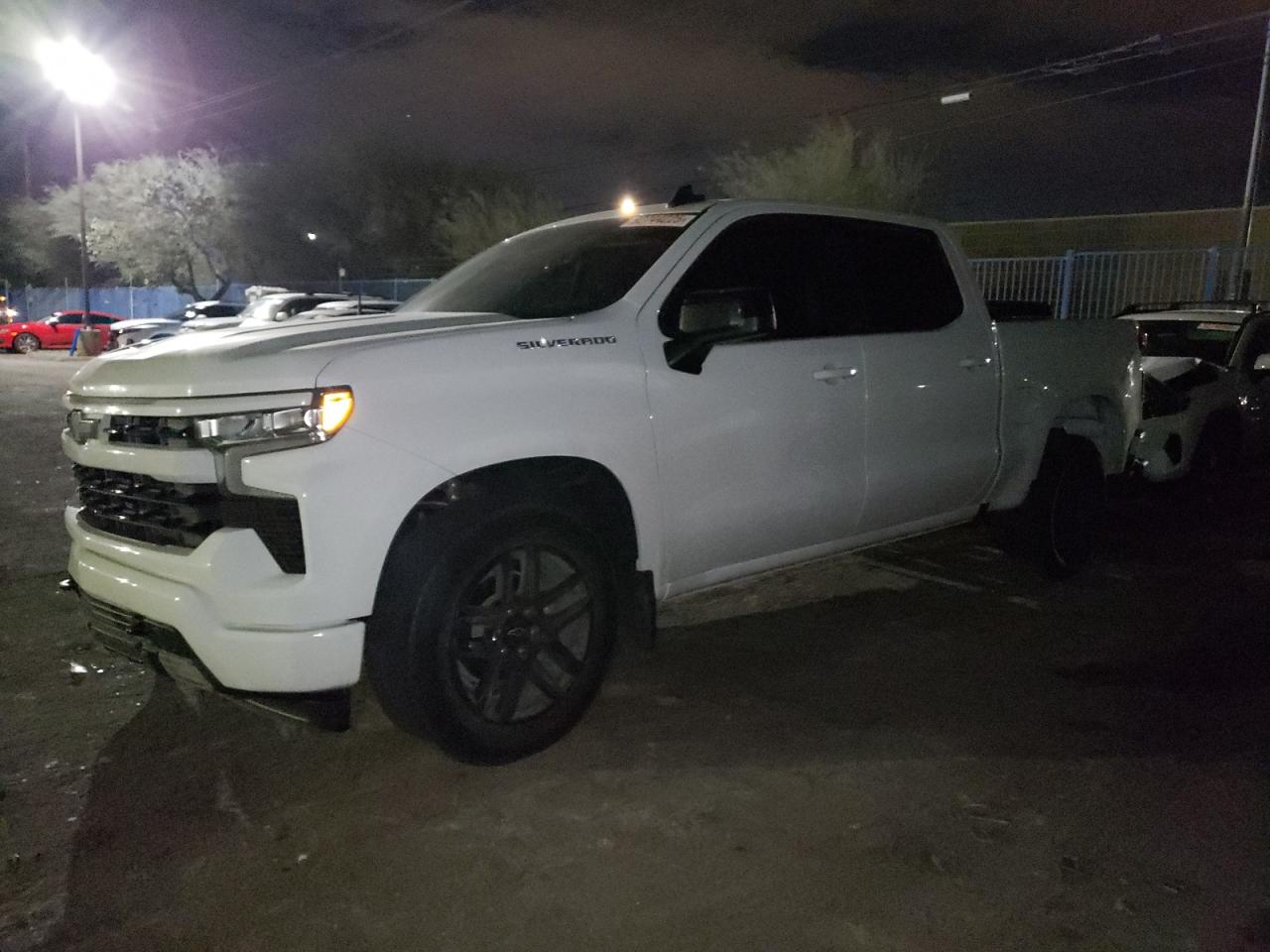 CHEVROLET SILVERADO 2023