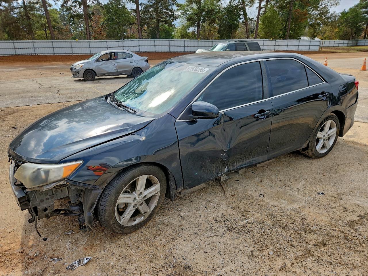 TOYOTA CAMRY BASE 2012