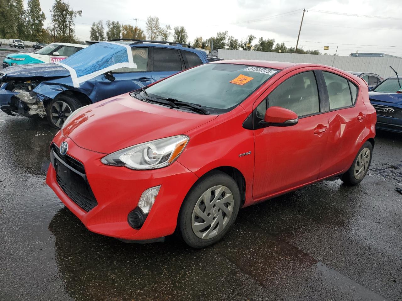 TOYOTA PRIUS C 2015