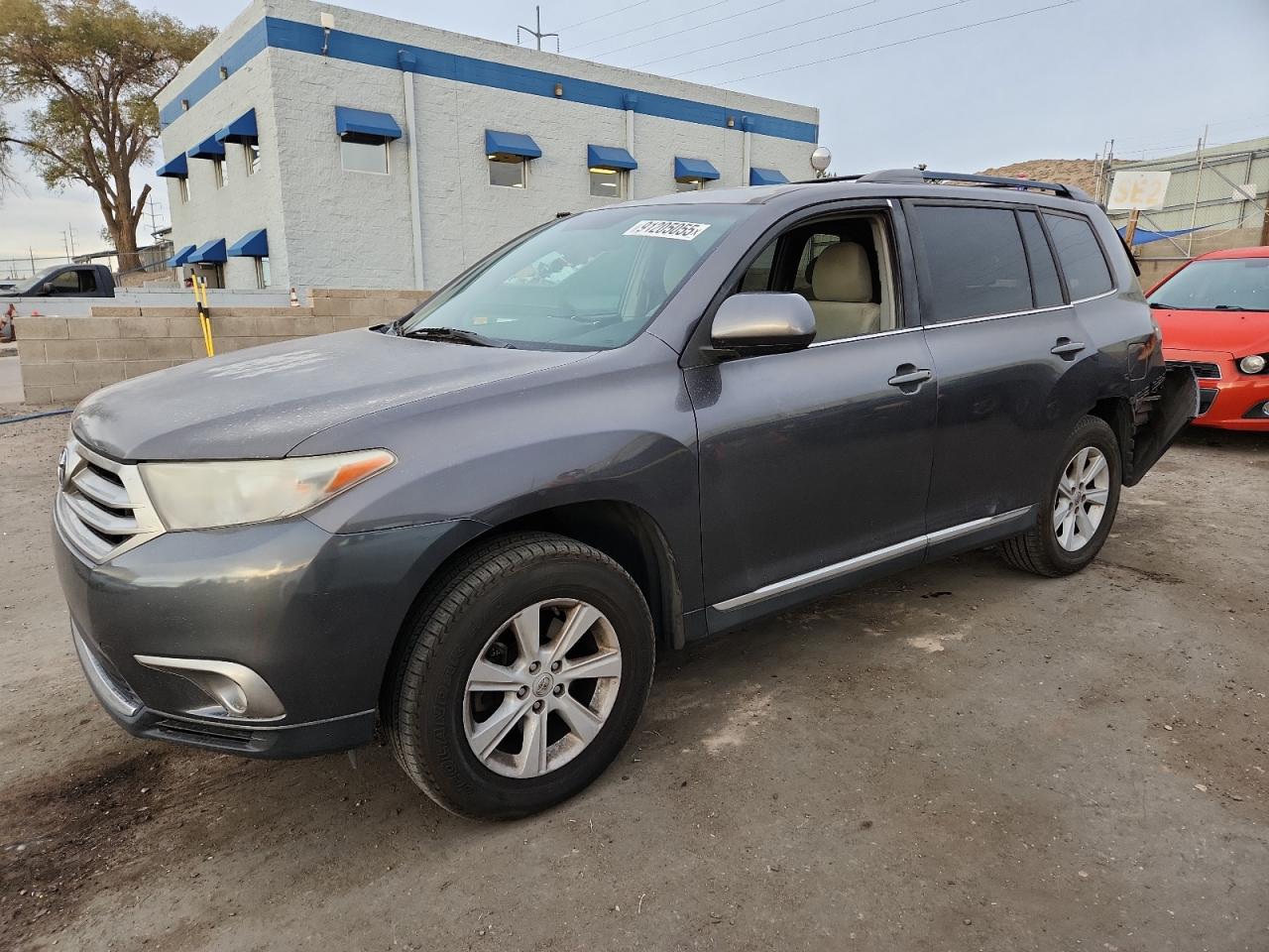 TOYOTA HIGHLANDER 2013